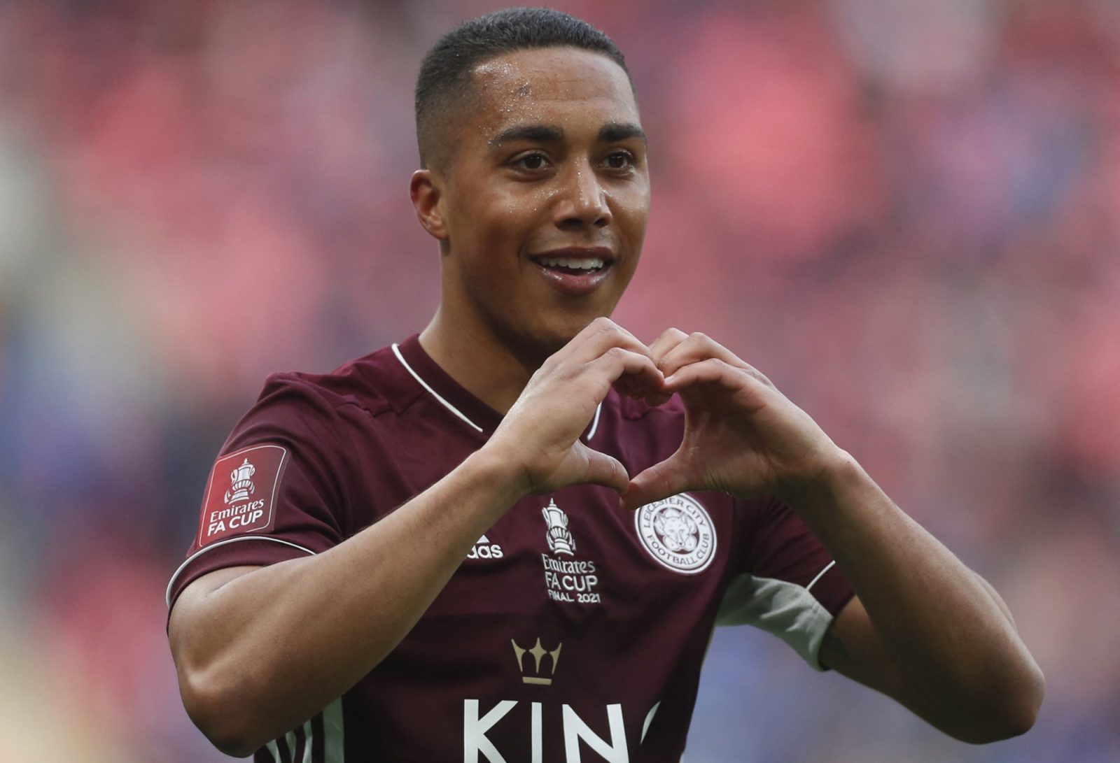 Youri Tielemans pushing for Liverpool move